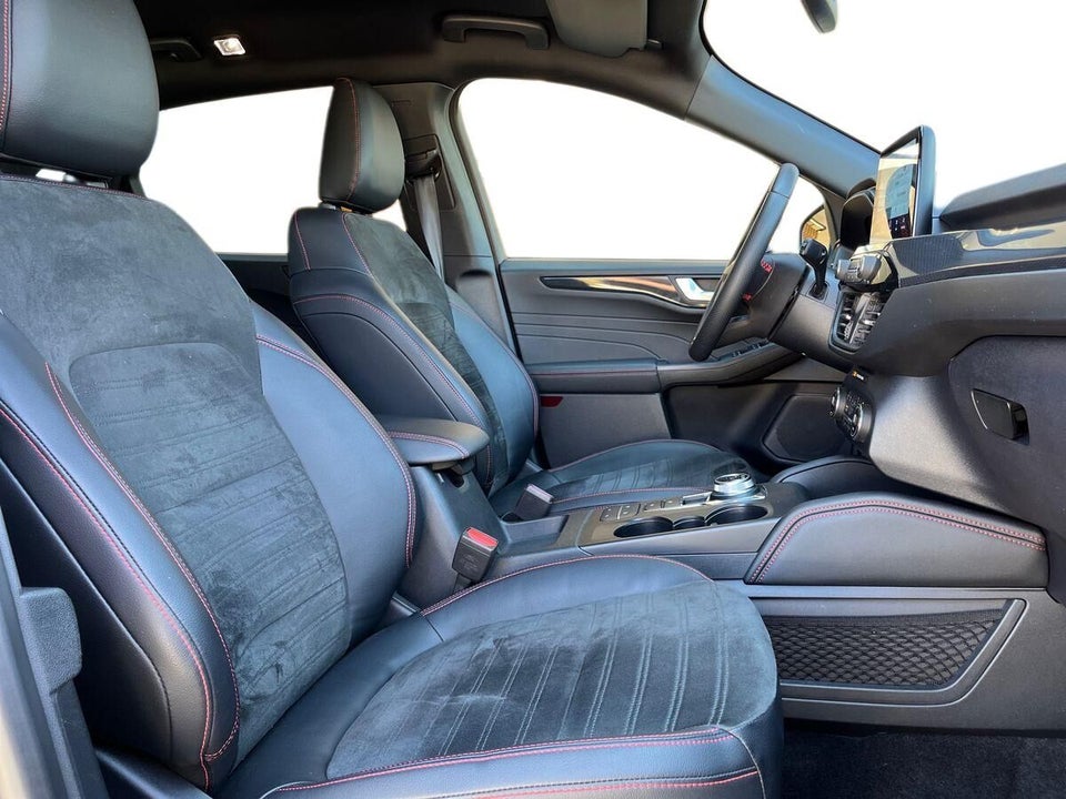 Ford Kuga 2,5 PHEV ST-Line X CVT 5d