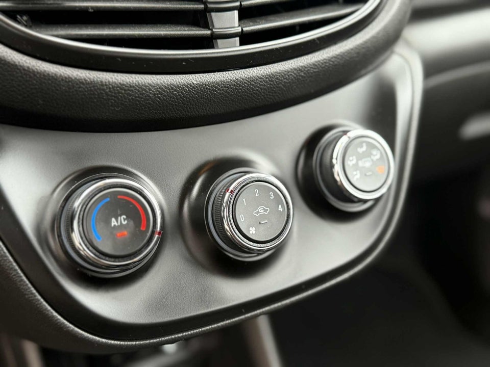 Opel Karl 1,0 Enjoy 5d