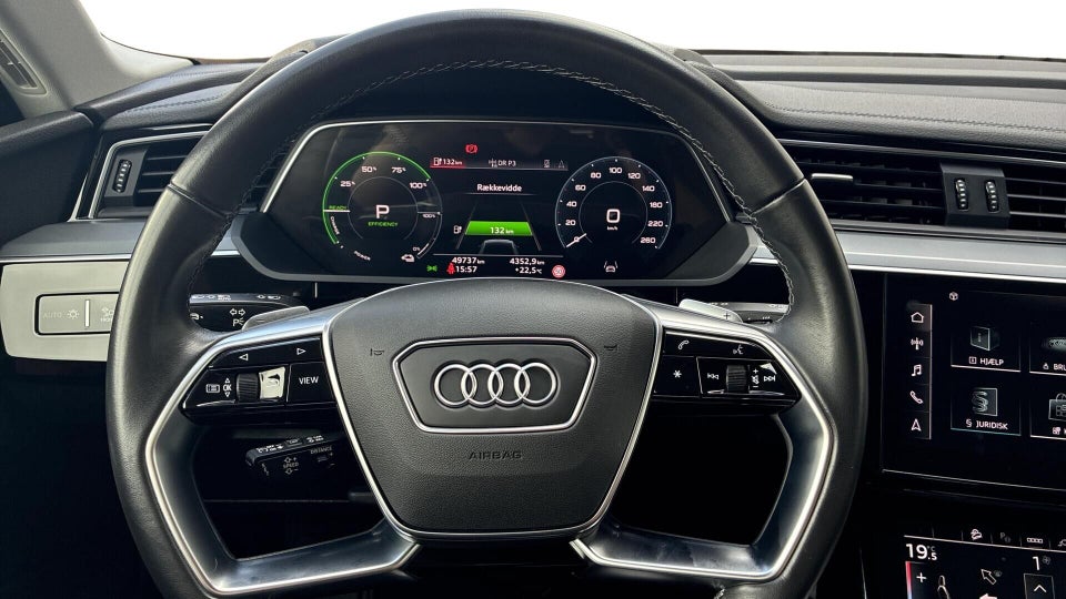 Audi Q8 e-tron 50 Prestige quattro 5d