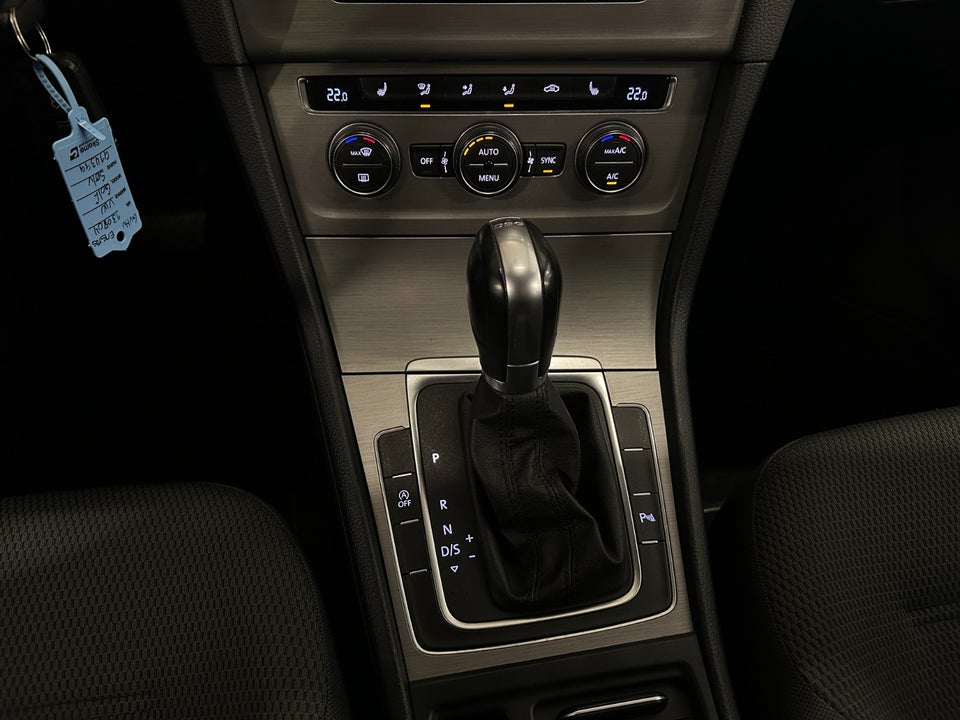 VW Golf VII 2,0 TDi 150 Comfortline DSG BMT 5d