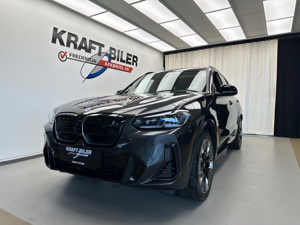 BMW iX3 Charged Plus M-Sport 5d
