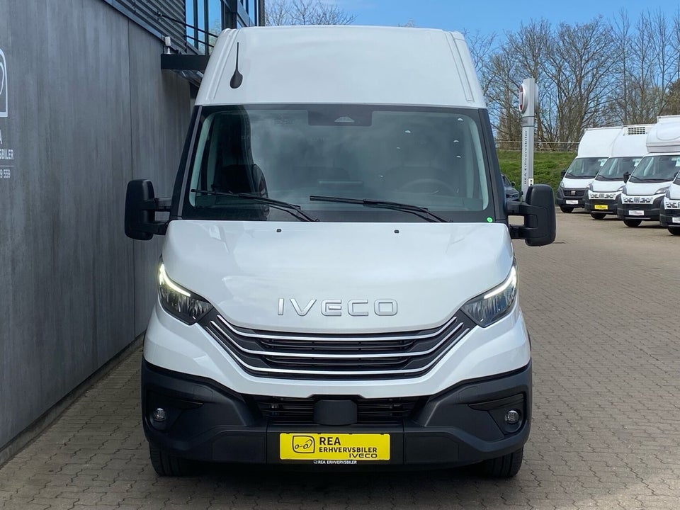 Iveco Daily 3,0 35S18 12m³ Van AG8