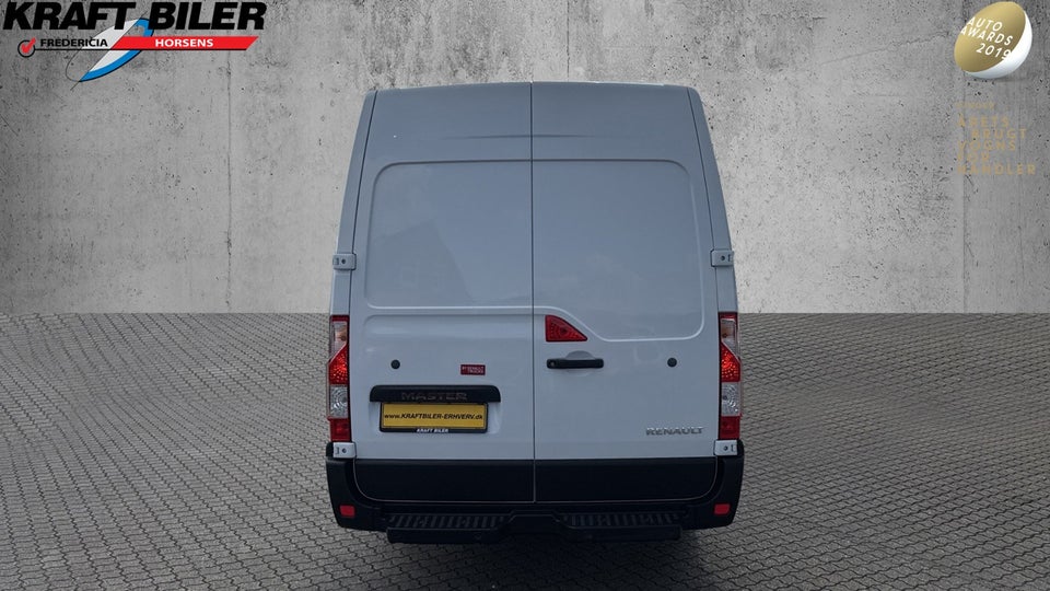 Renault Master IV T35 2,3 dCi 145 L3H2 Kassevogn RWD
