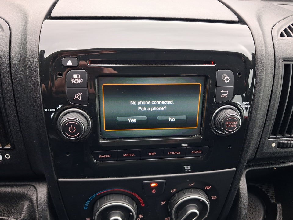 Peugeot Boxer 335 2,2 BlueHDi 165 L3 Db.Kab m/lad 4d