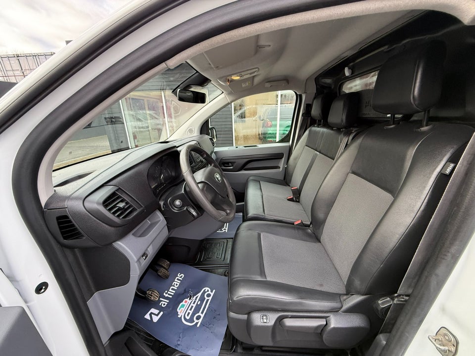 Toyota ProAce 2,0 D 120 Long Comfort 5d