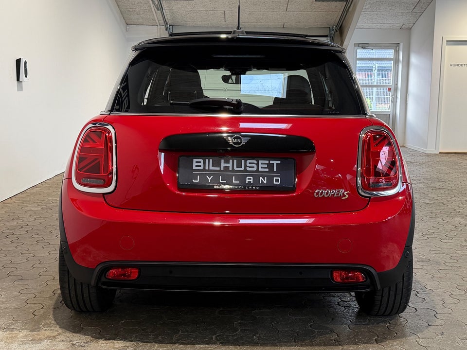 MINI Cooper SE Camden Edition 3d