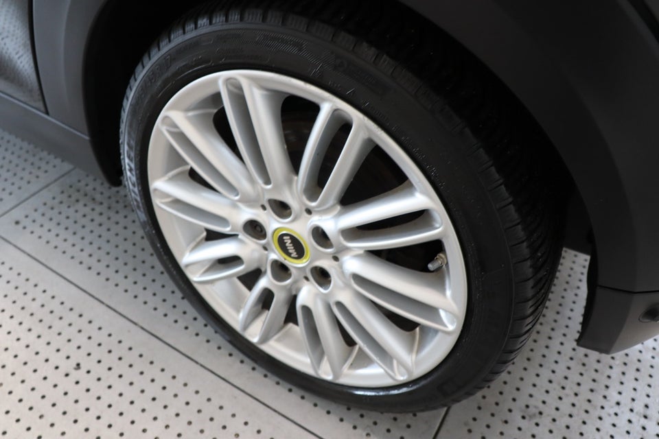 MINI Cooper SE Classic Trim 3d