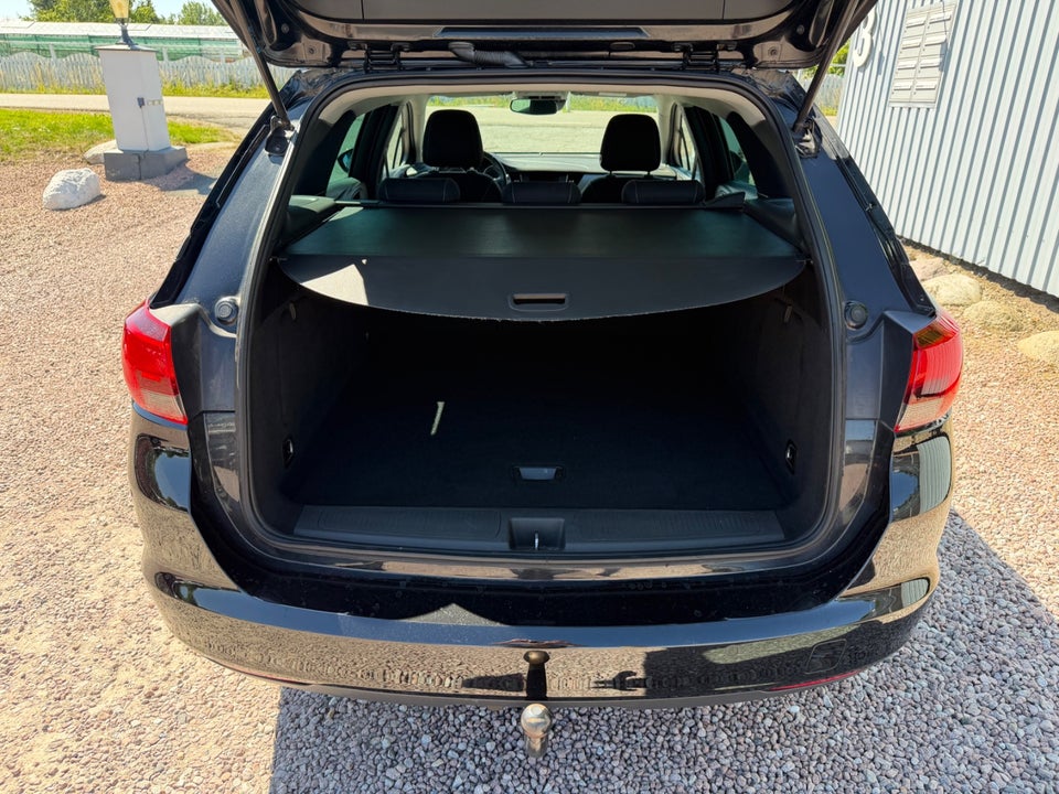 Opel Astra 1,2 T 110 Edition Sports Tourer 5d