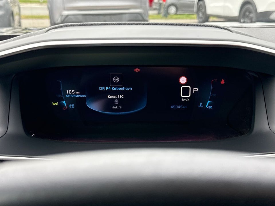 Peugeot 2008 1,2 PureTech 130 Selection Sport EAT8 5d