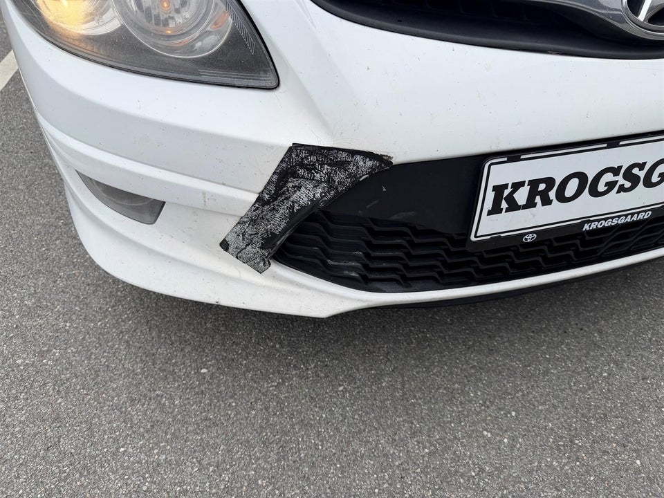 Hyundai i30 1,6 CRDi 90 Classic 5d