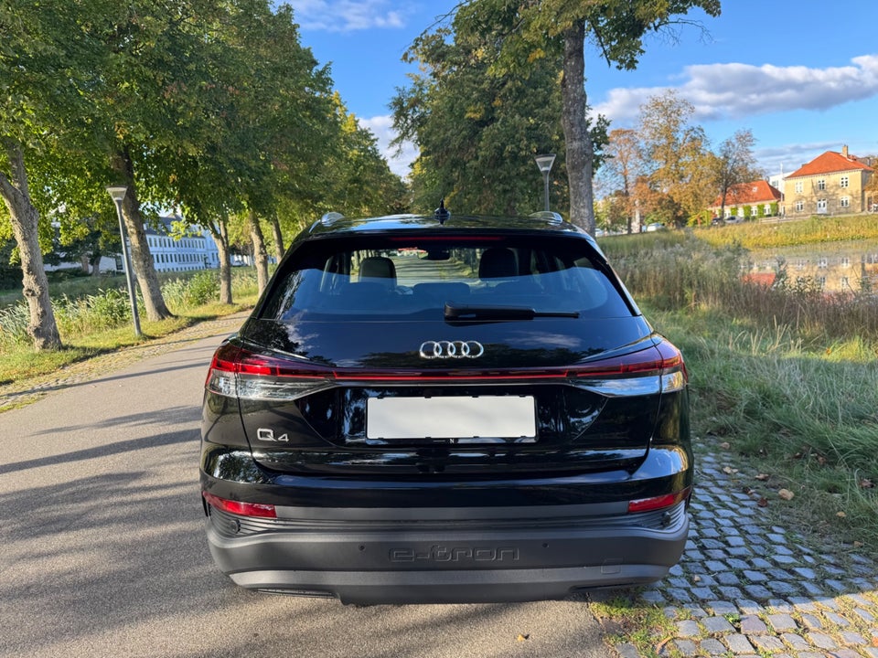 Audi Q4 e-tron 35 Advanced 5d