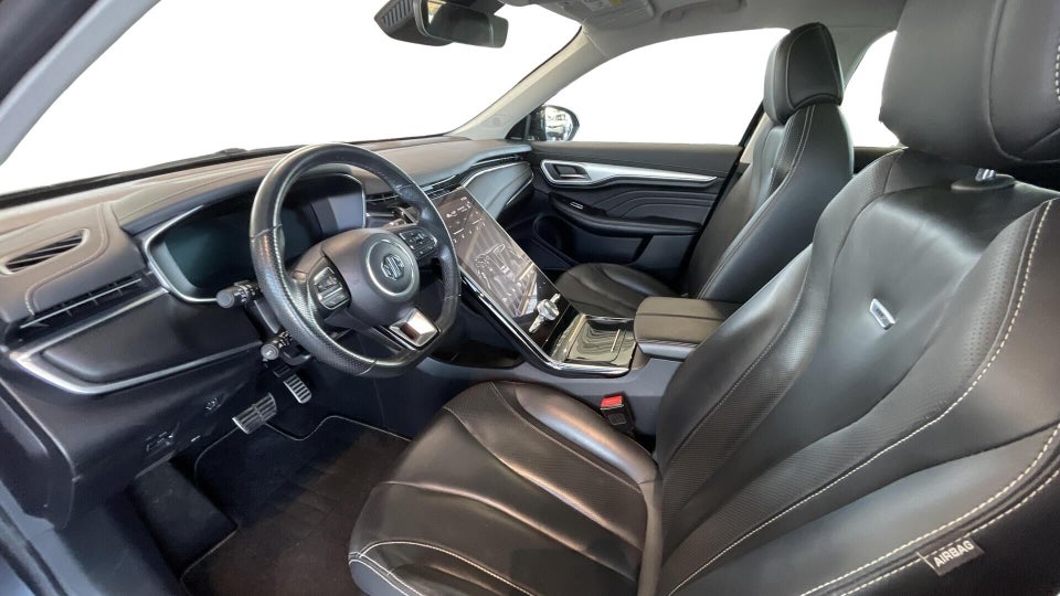 MG Marvel R Luxury 5d