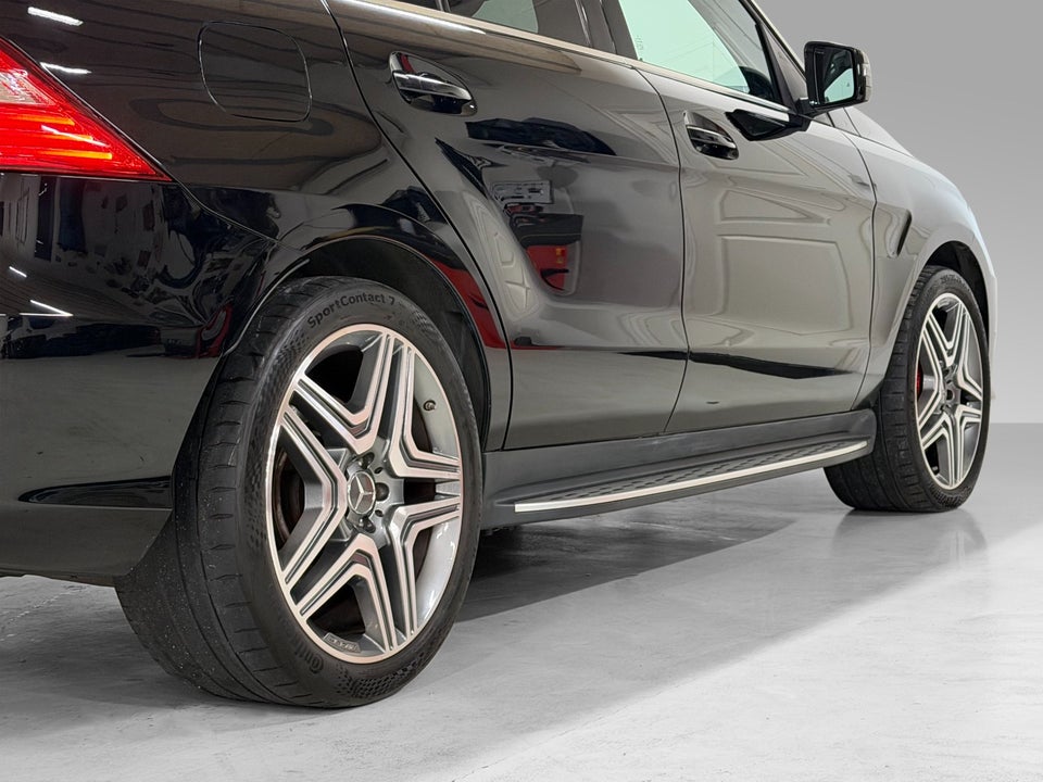 Mercedes ML63 5,5 AMG Performance aut. Van 5d