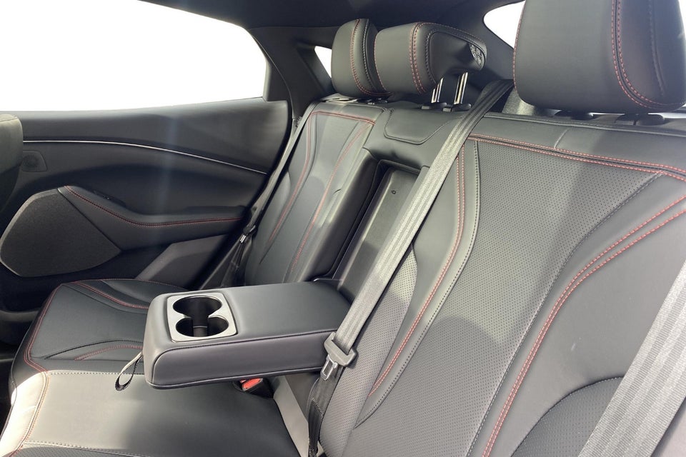 Ford Mustang Mach-E 98 Premium Extended Range AWD 5d