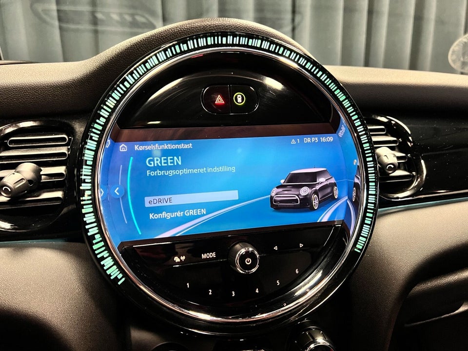 MINI Cooper SE Camden Edition 3d