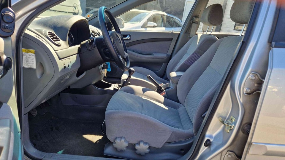 Chevrolet Lacetti 1,6 SX 5d