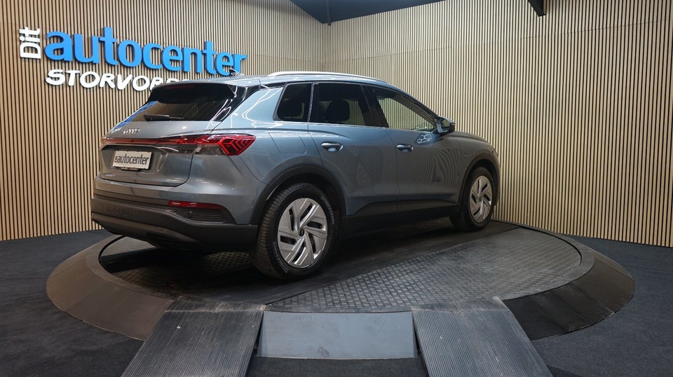 Audi Q4 e-tron 40  5d