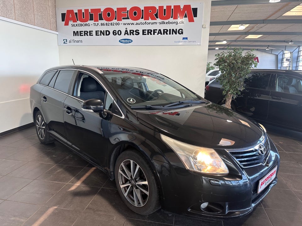 Toyota Avensis 2,0 D-4D T2 stc. 5d