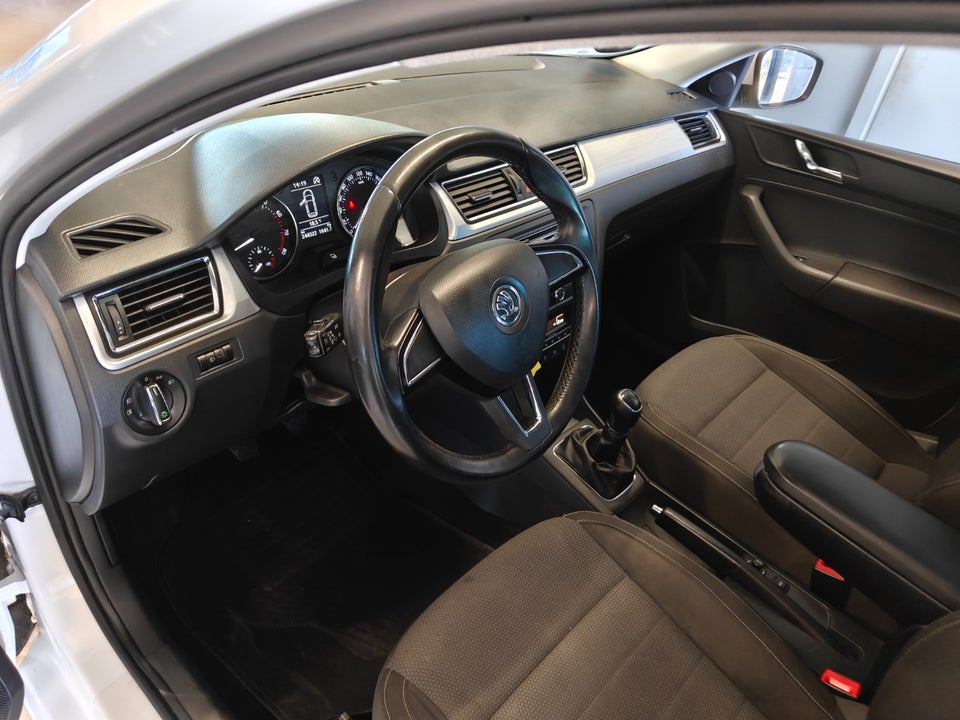 Skoda Rapid 1,2 TSi 105 Elegance Spaceback GreenTec 5d