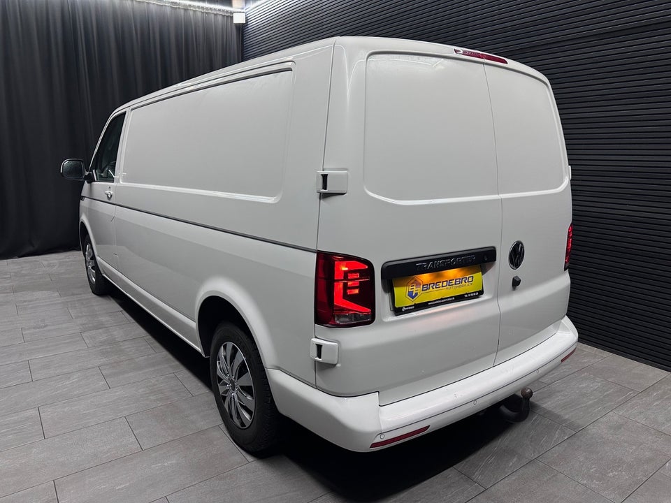VW Transporter 2,0 TDi 150 Kassevogn DSG lang