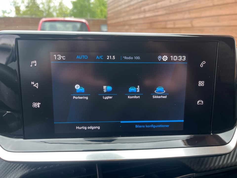 Peugeot 208 1,2 PureTech 100 Allure EAT8 5d