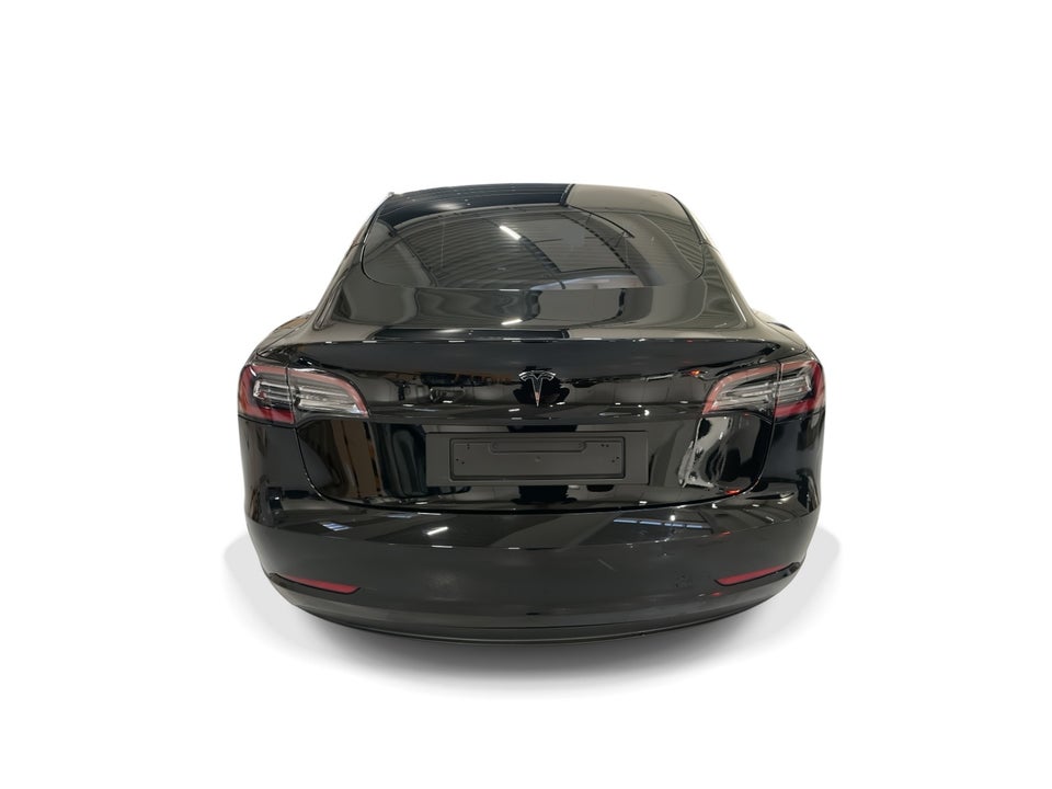 Tesla Model 3 RWD 4d