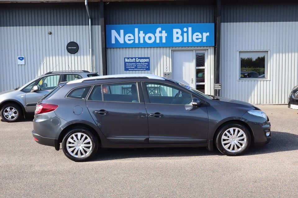 Renault Megane III 1,5 dCi 110 Expression Sport Tourer aut. 5d