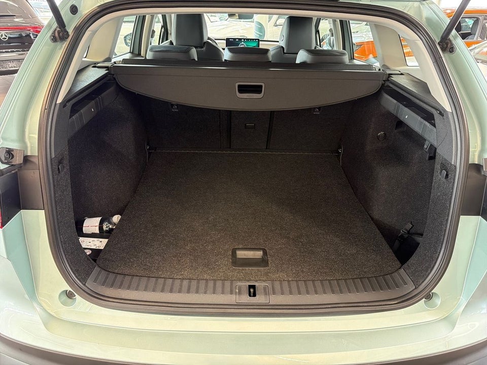 Skoda Enyaq 60 iV Loft 5d