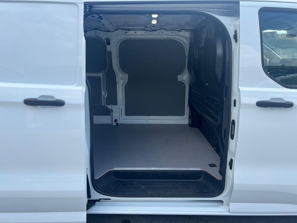 Ford Transit Custom 320 L2 2,5 PHEV Trend CVT
