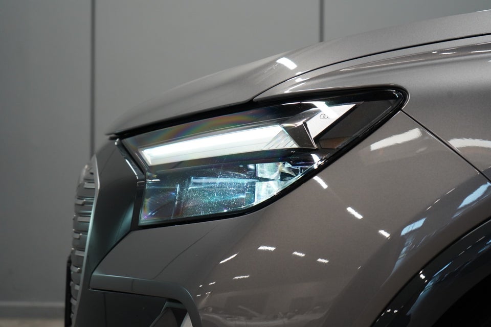 Audi Q4 e-tron 45 S-line 5d