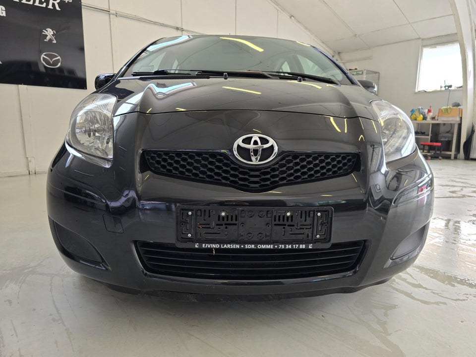 Toyota Yaris 1,3 T2 M/M 5d