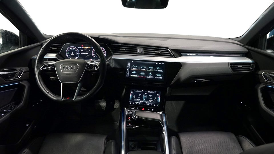 Audi e-tron 55 S-line quattro 5d