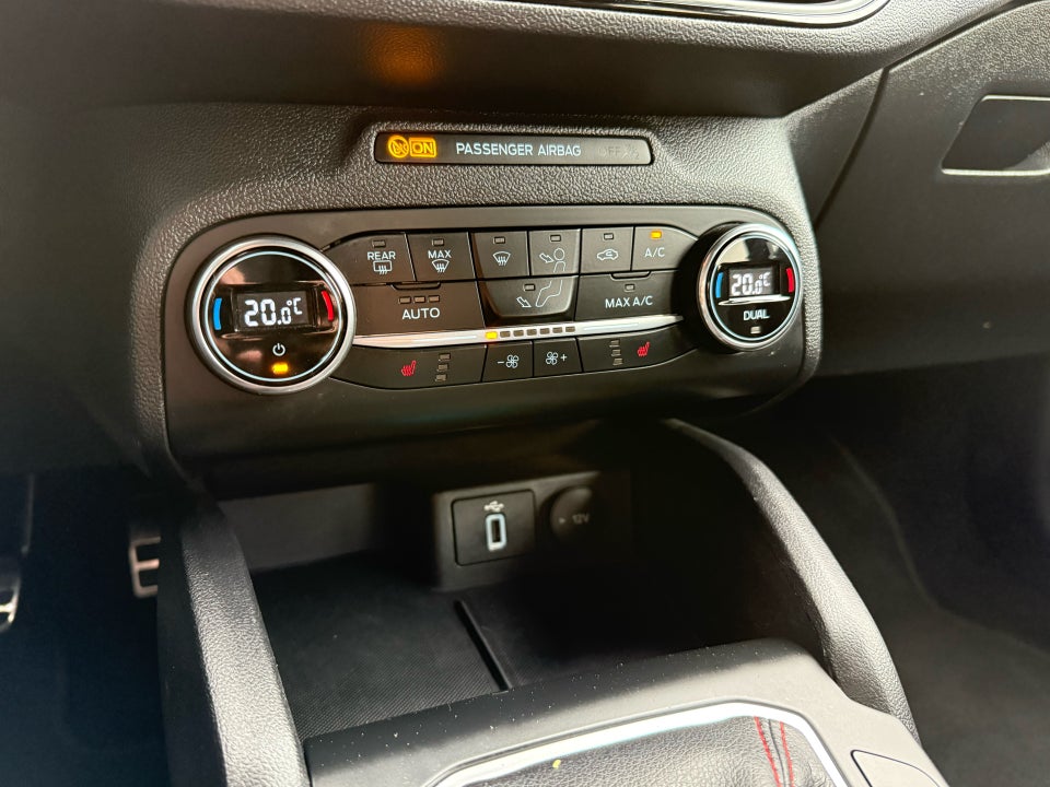 Ford Focus 1,0 EcoBoost ST-Line 5d