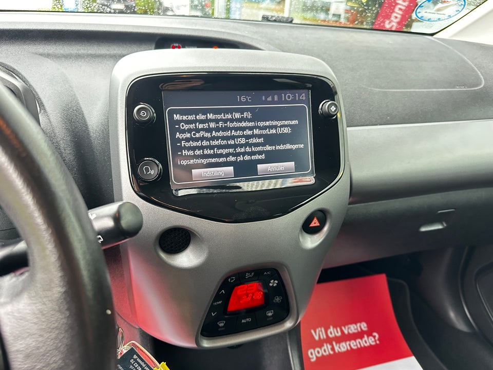 Toyota Aygo 1,0 VVT-i x-press 5d