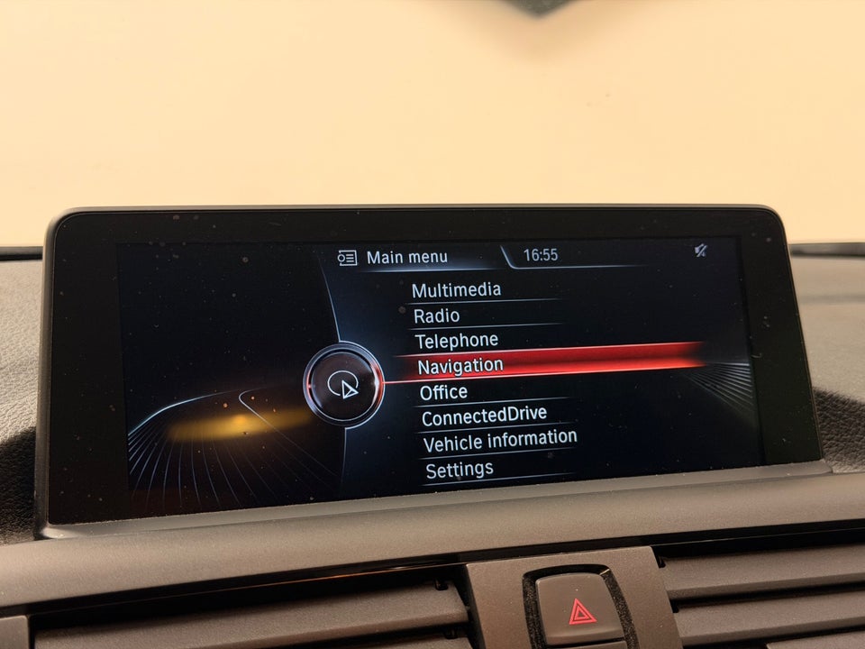 BMW 116i 1,6 aut. 3d