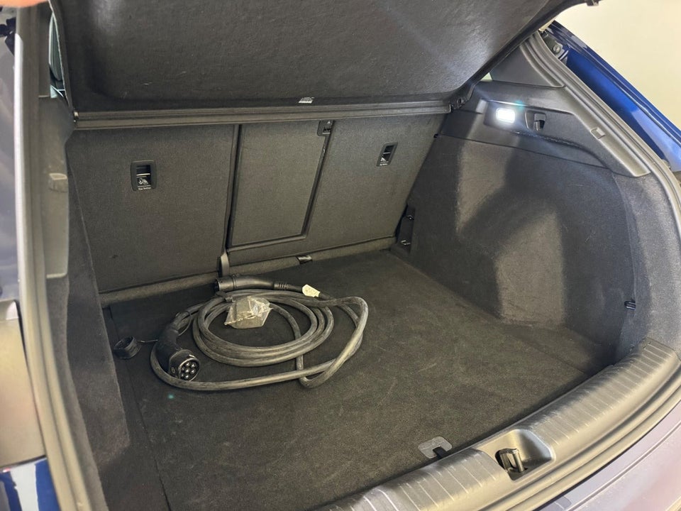 Audi Q4 e-tron 40 S-line 5d