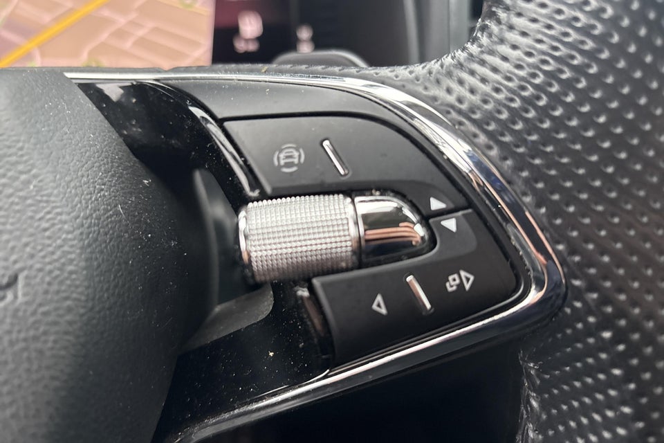 Skoda Karoq 1,5 TSi 150 Celebration DSG 5d