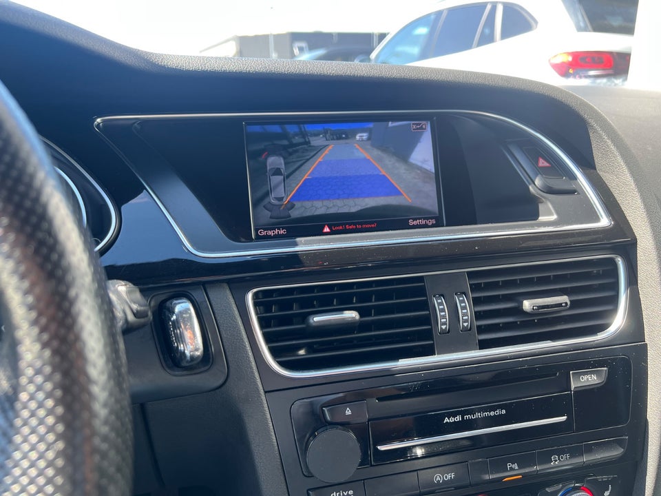 Audi A4 1,8 TFSi 170 S-line Avant Multitr. 5d