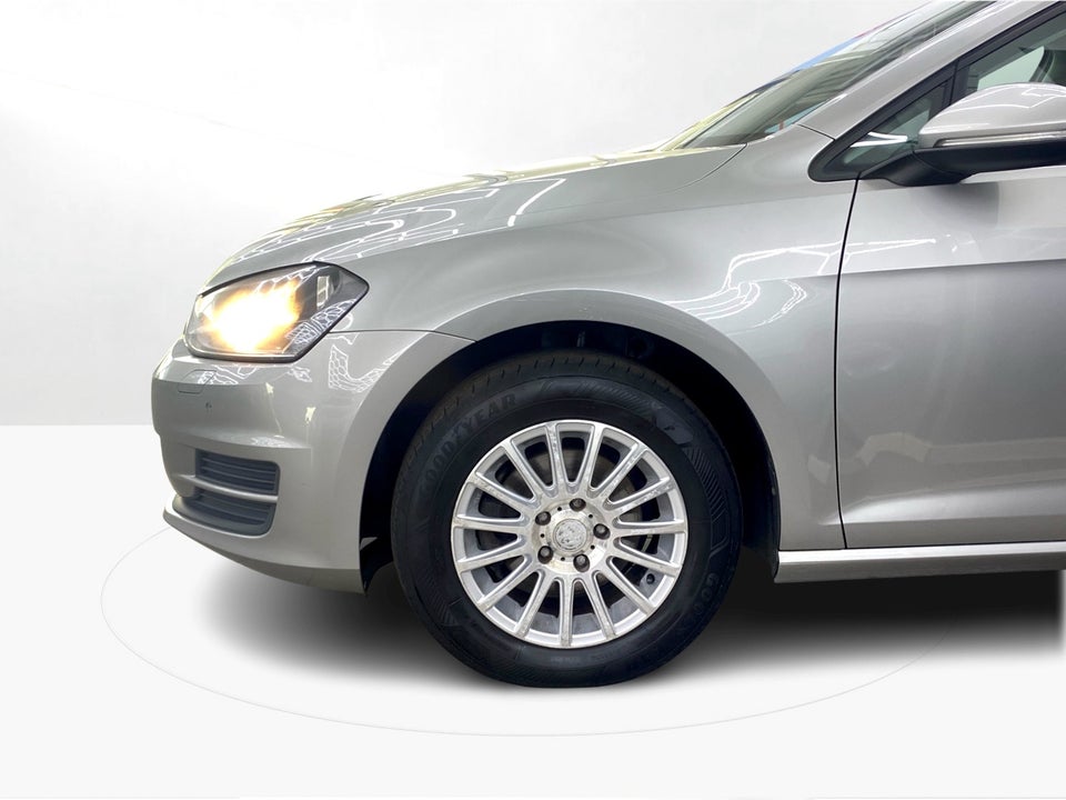 VW Golf VII 1,2 TSi 85 Trendline BMT 5d