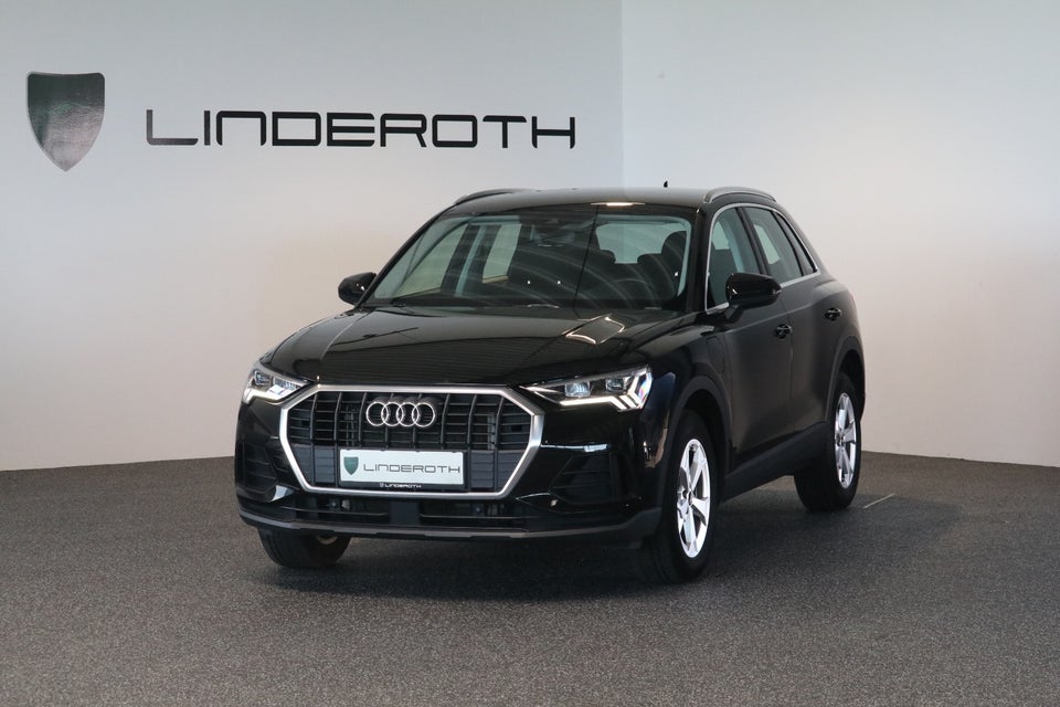 Audi Q3 45 TFSi e Attitude plus S-tr. 5d