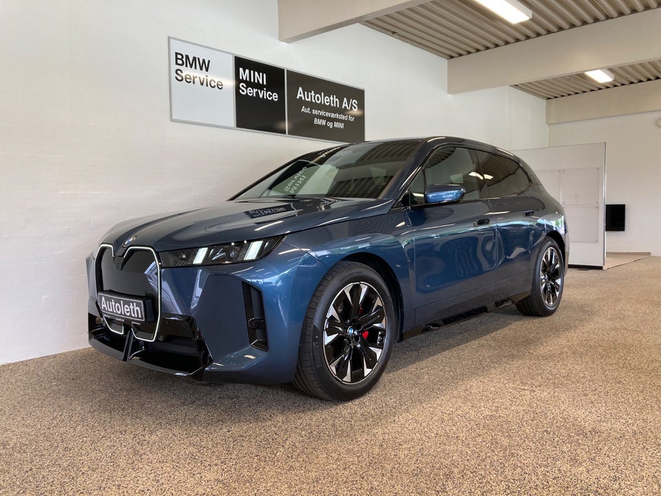 BMW iX xDrive45 M-Sport 5d