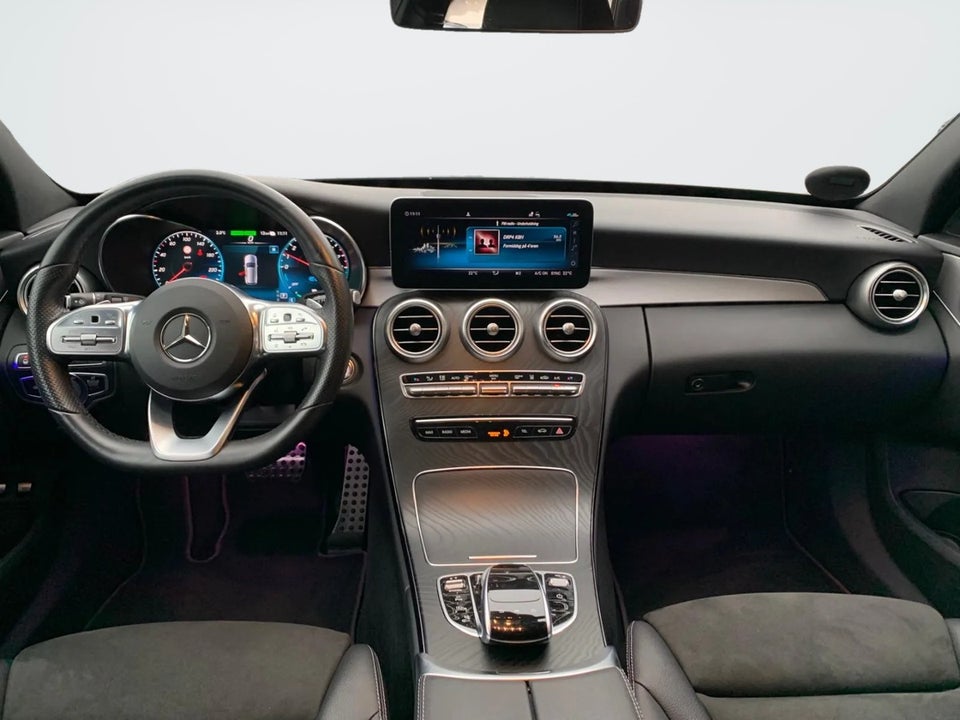 Mercedes C300 e 2,0 AMG Line stc. aut. 5d