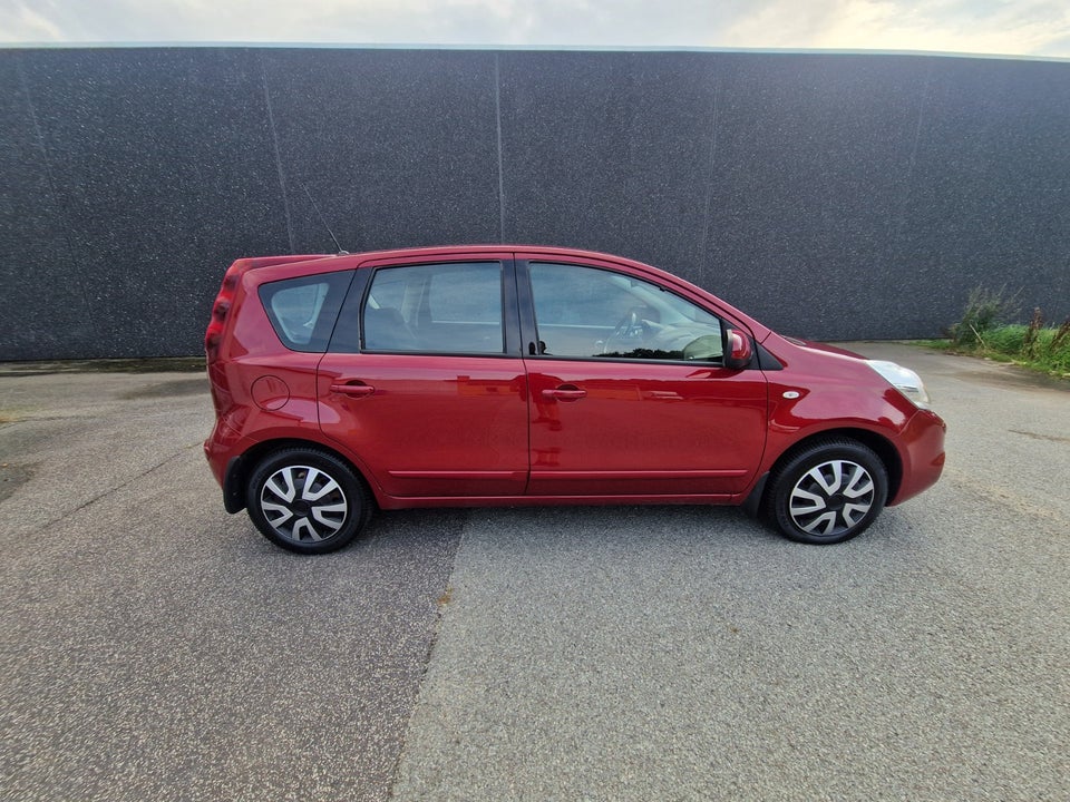 Nissan Note 1,6 Tekna 5d