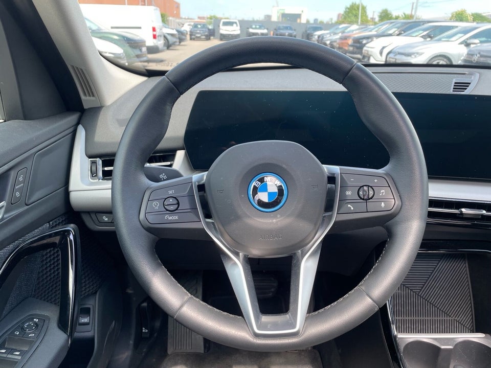 BMW iX1 eDrive20 5d