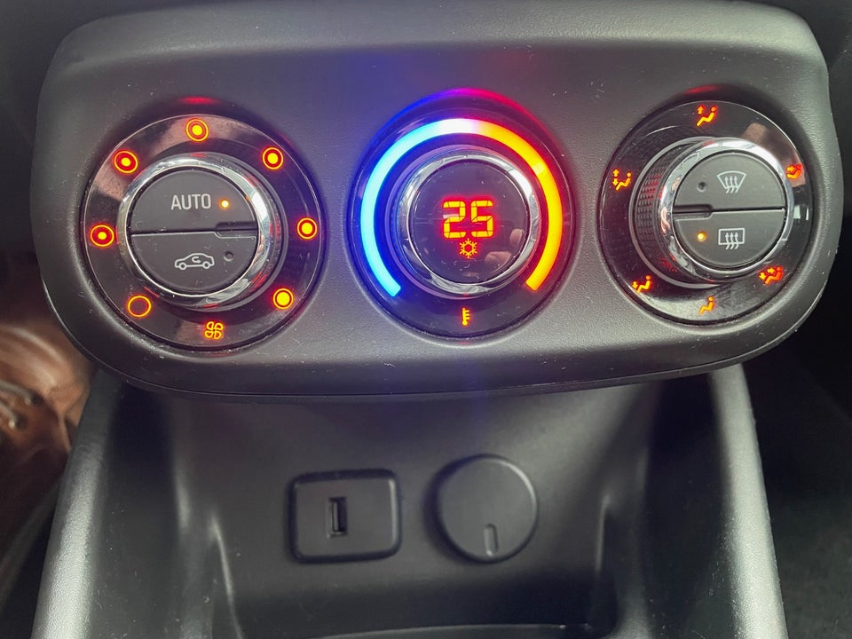 Opel Corsa 1,4 16V Enjoy+ 5d