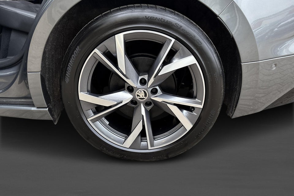 Skoda Enyaq 80 iV Sportline 5d