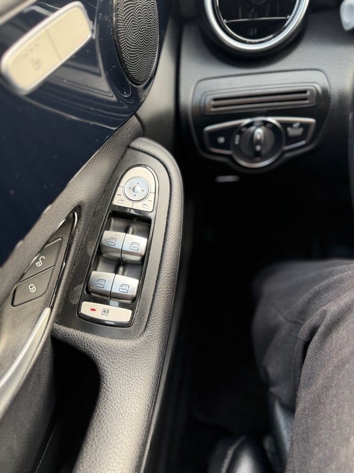 Mercedes C220 d 2,2 Avantgarde stc. aut. 5d