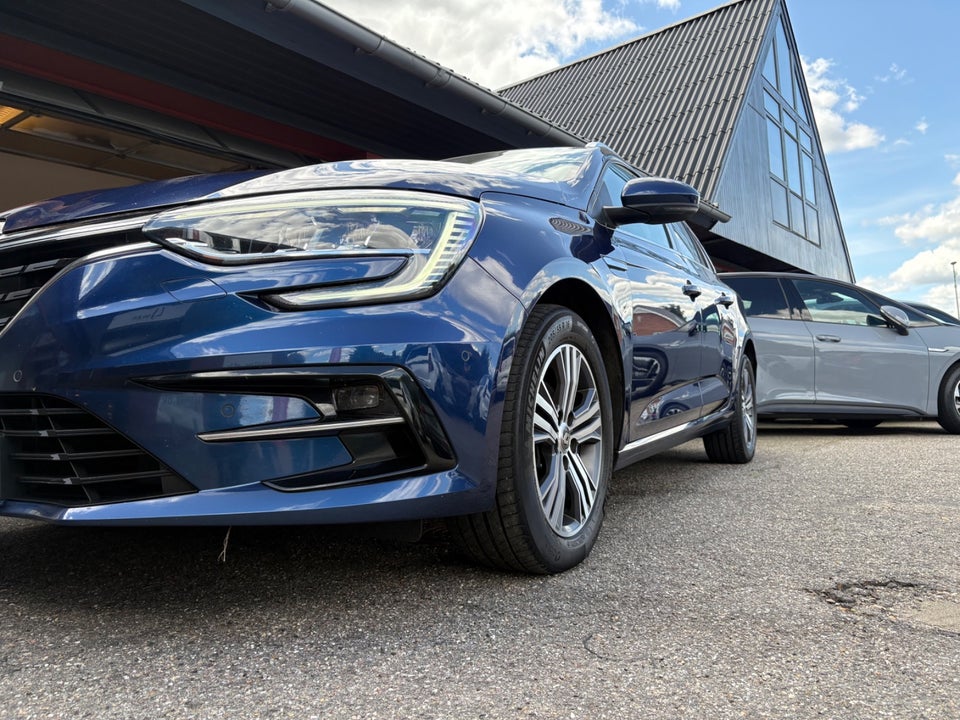 Renault Megane IV 1,3 TCe 140 Intens Sport Tourer EDC 5d