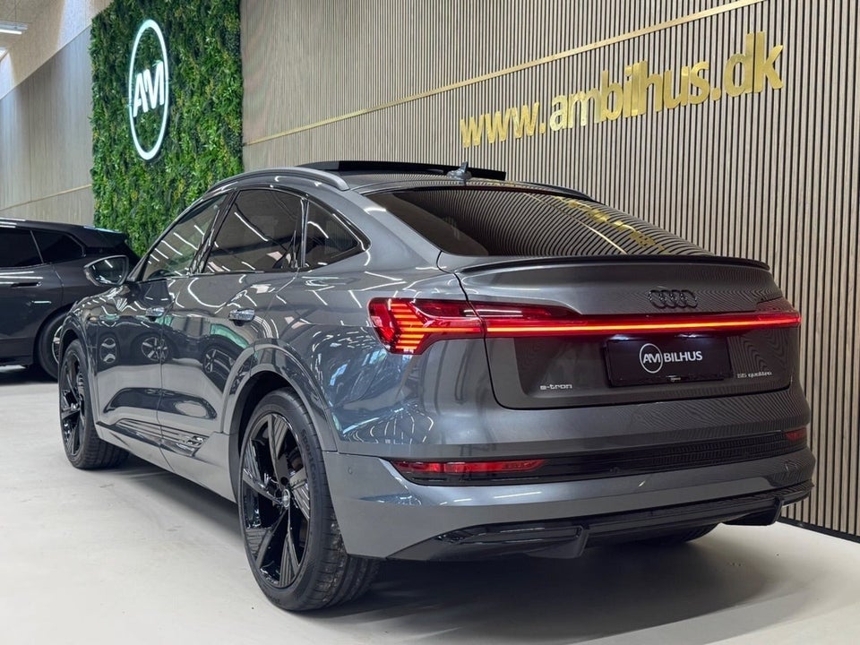 Audi e-tron 55 S-line Sportback quattro 5d