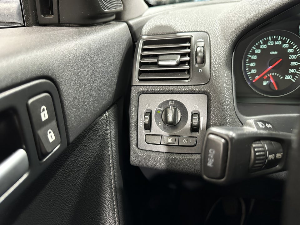Volvo V50 1,6 D2 115 5d